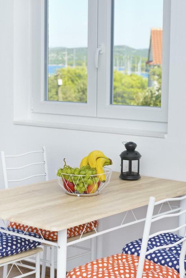 Apartment Dragana, Jezera, Island Murter Kültér fotó