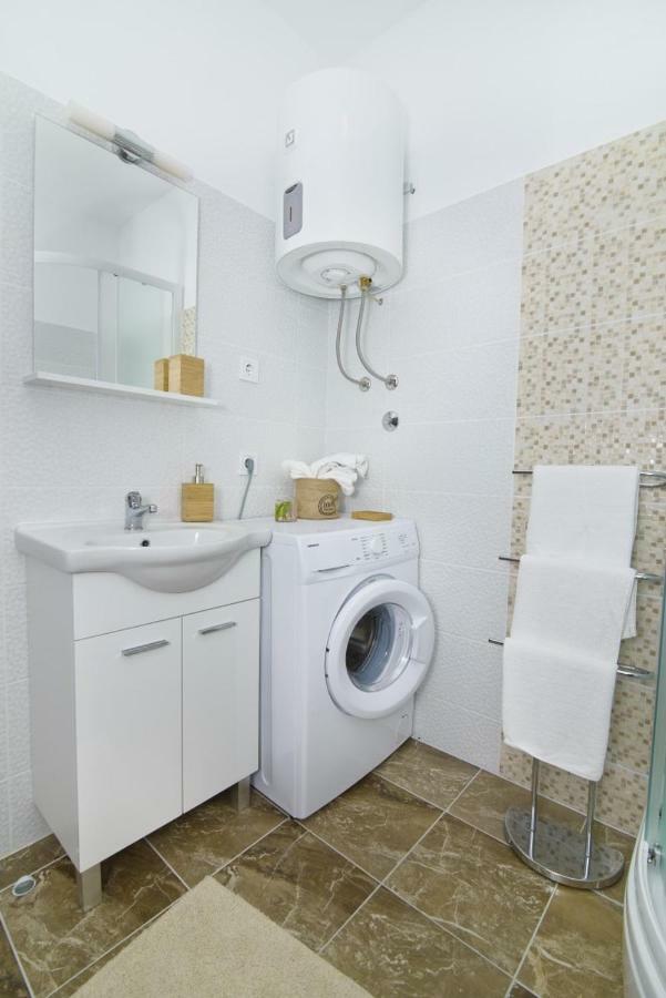 Apartment Dragana, Jezera, Island Murter Kültér fotó
